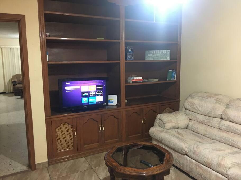 Casa Muy Comoda En Excelente Lugar Hermosillo Exterior photo